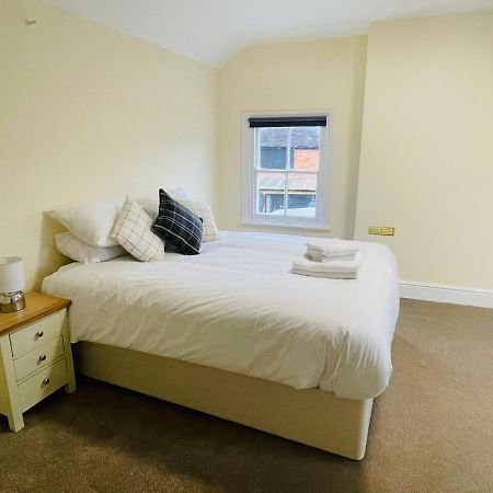 The Royal Oak Hotel Bredon Екстериор снимка