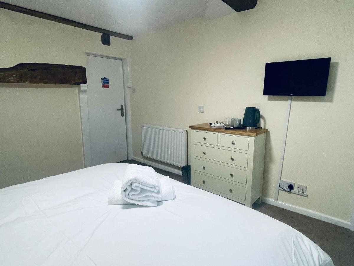 The Royal Oak Hotel Bredon Екстериор снимка
