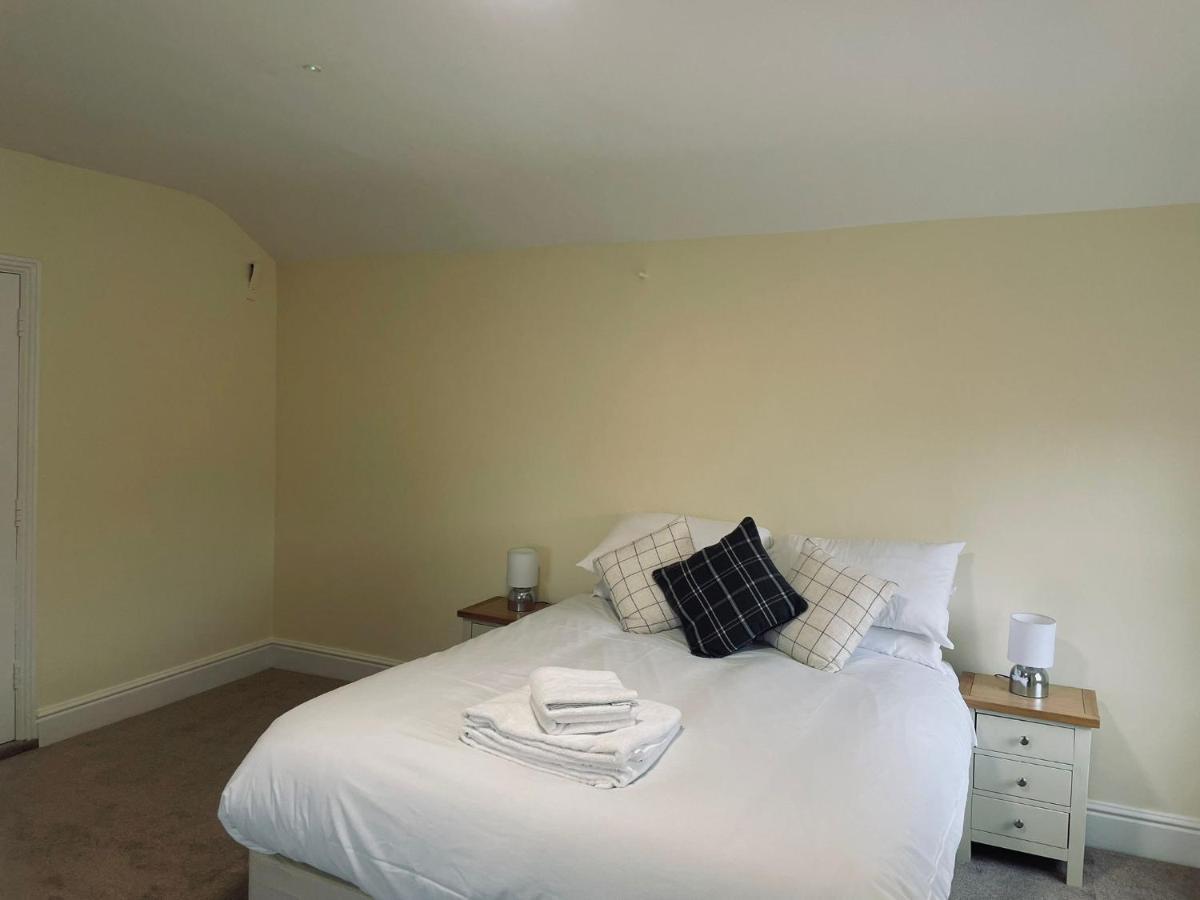 The Royal Oak Hotel Bredon Екстериор снимка